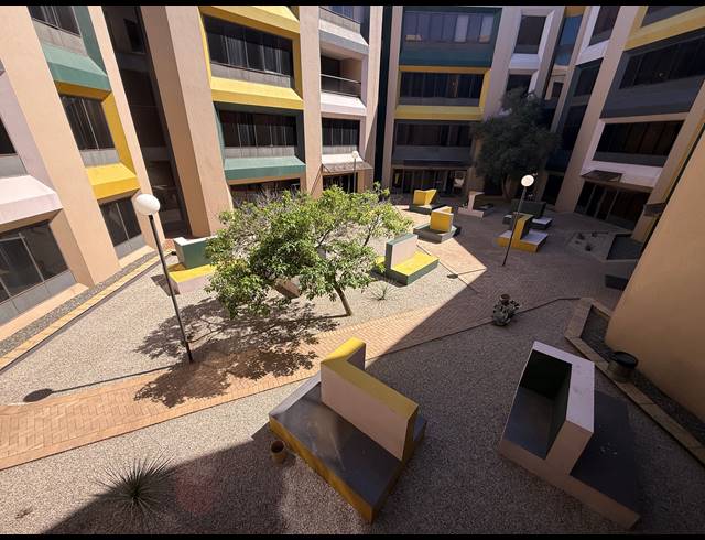 108M² OFFICE TO LET IN PARKTOWN